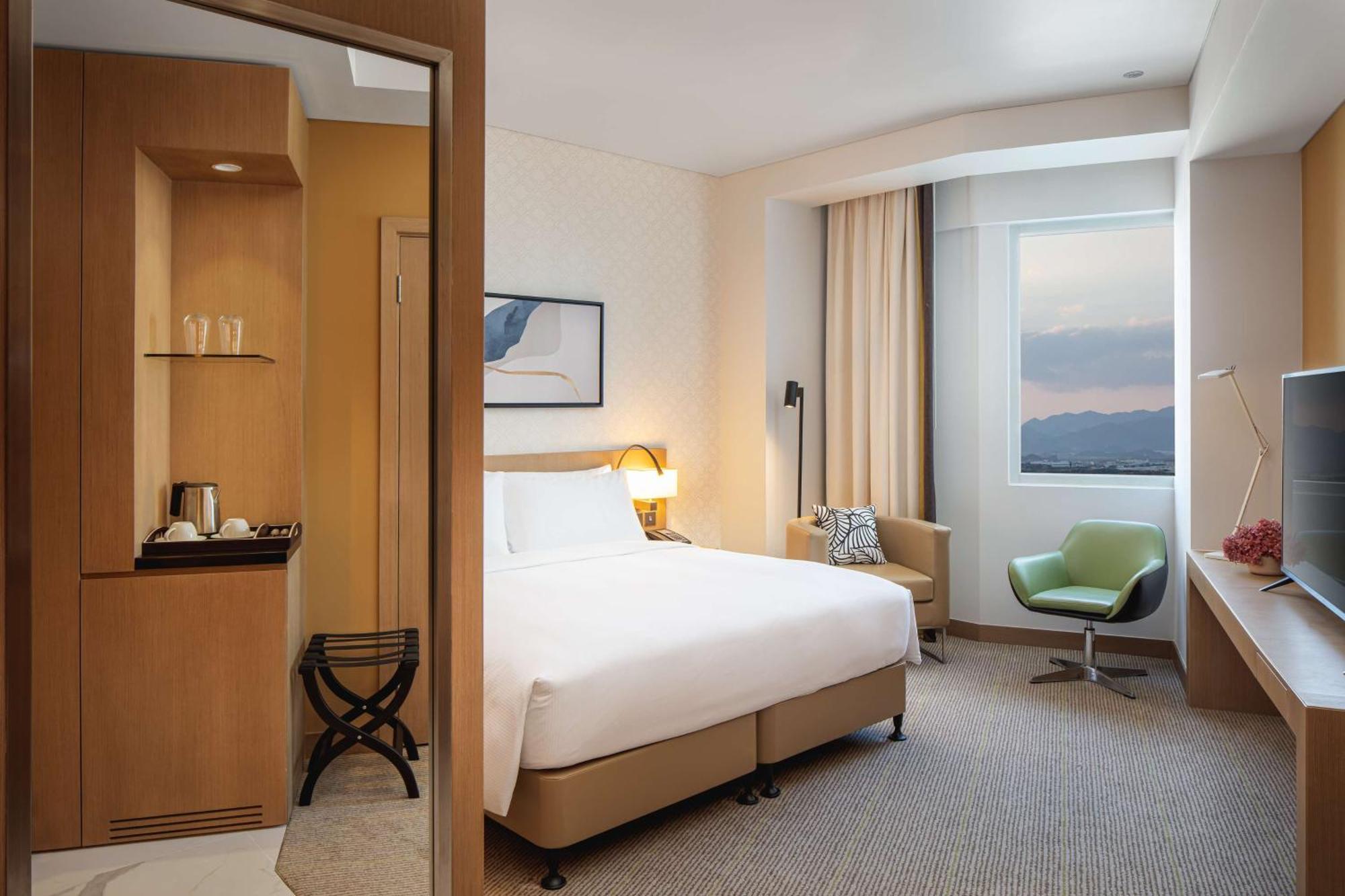 Doubletree By Hilton Fujairah City ภายนอก รูปภาพ